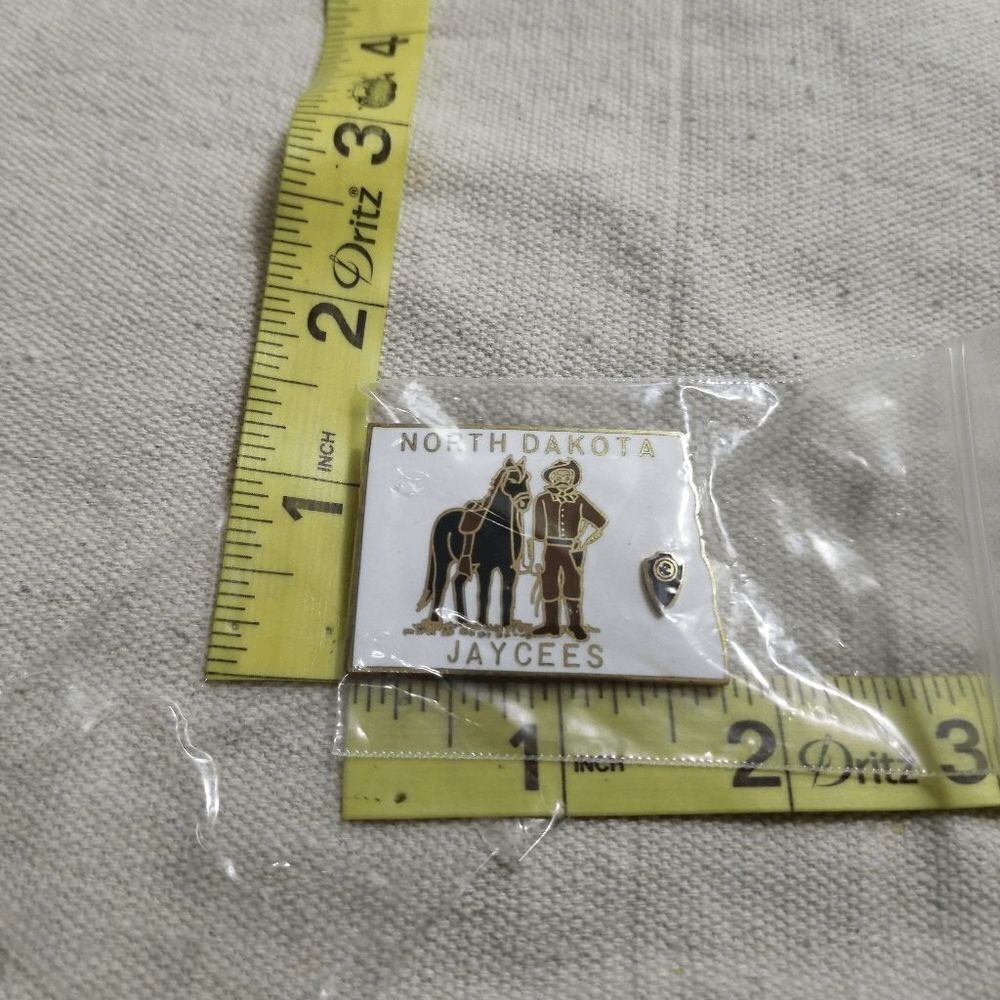 North Dakota Jaycees vintage Lapel Pin 78